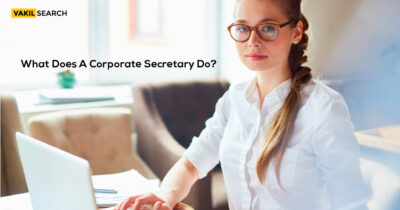 What Does a Corporate Secretary Do_